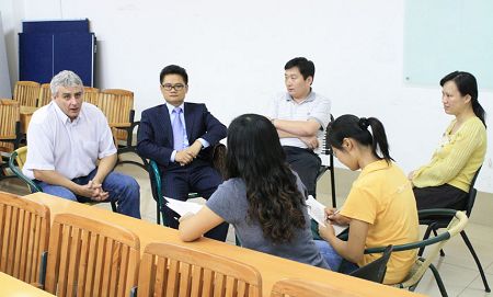 “国际最新建筑材料与技术运用”走近广艺学子